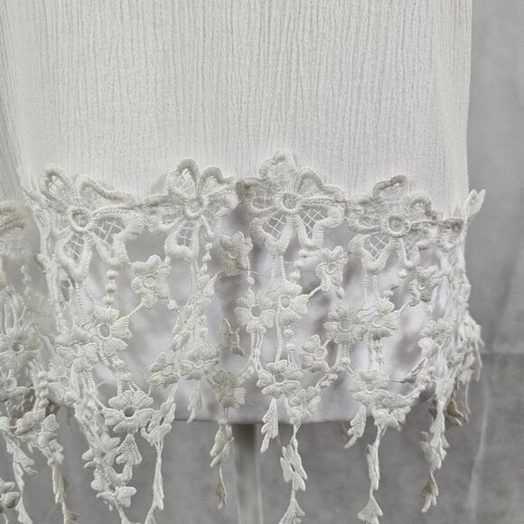Aiden Y Sleeveless Gauze-like Flowy Crocheted Floral Fringe Crop Top L - Picture 12 of 13